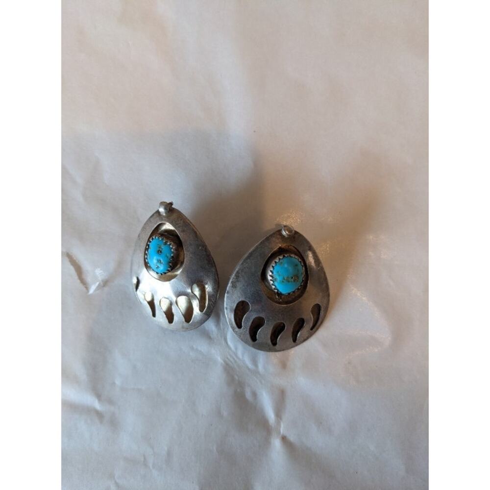 Vintage Bear Claw Turquoise Sterling Silver Clip On Earrings